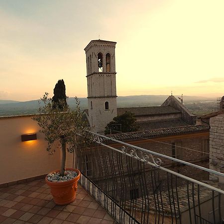 Scappo In Umbria, La Casa Di Eude Apartamento Assisi Exterior foto