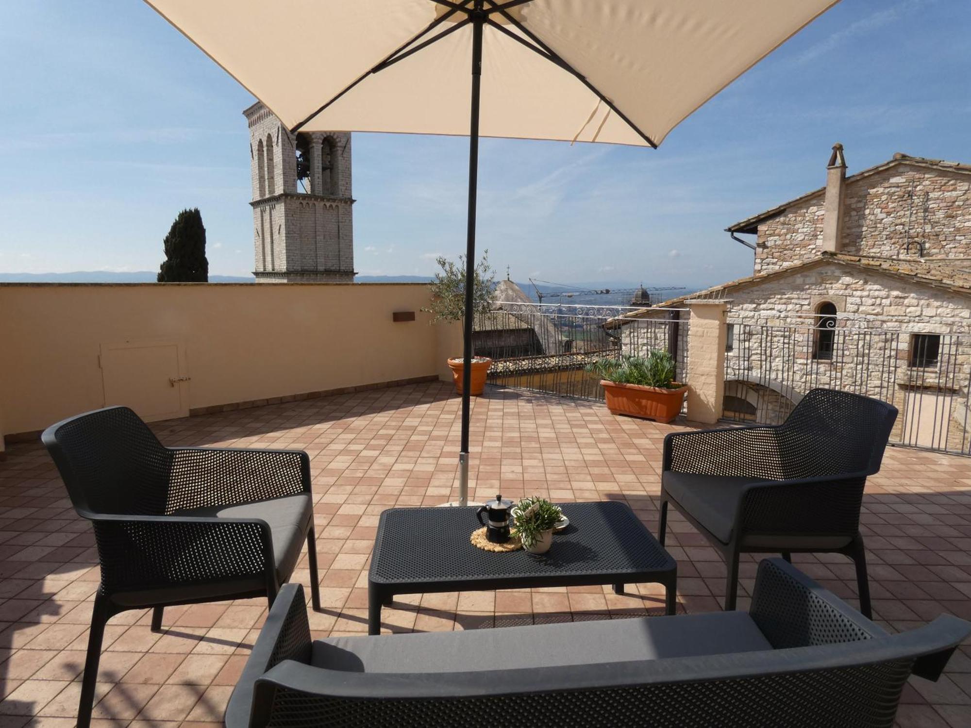 Scappo In Umbria, La Casa Di Eude Apartamento Assisi Exterior foto