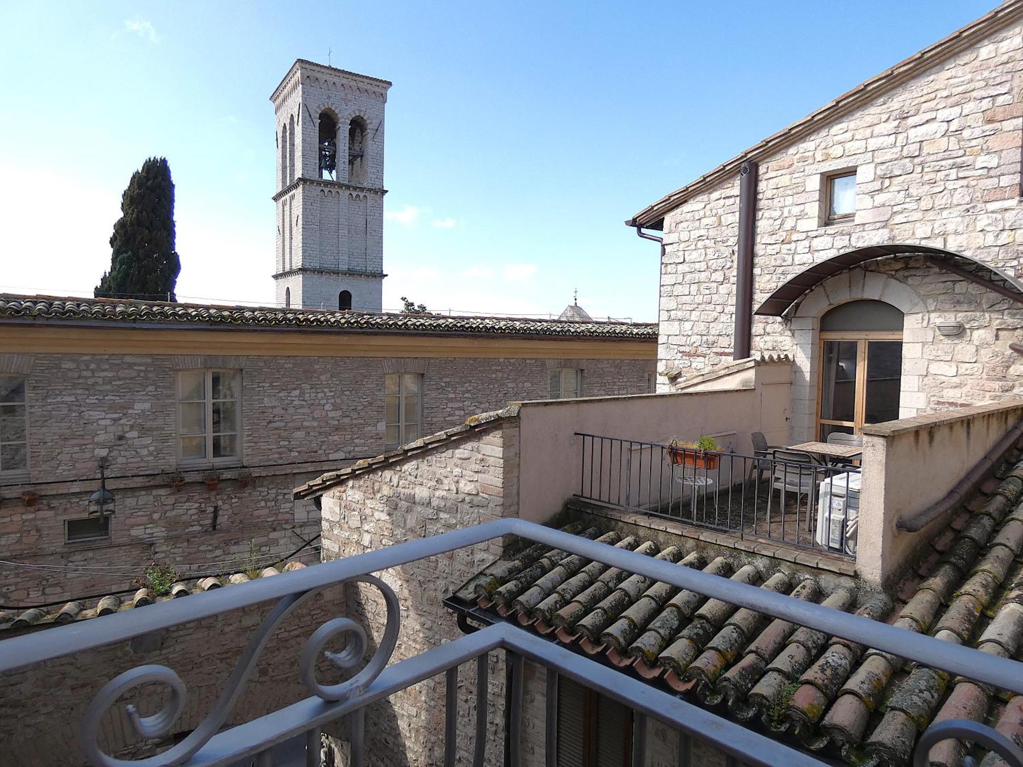 Scappo In Umbria, La Casa Di Eude Apartamento Assisi Exterior foto